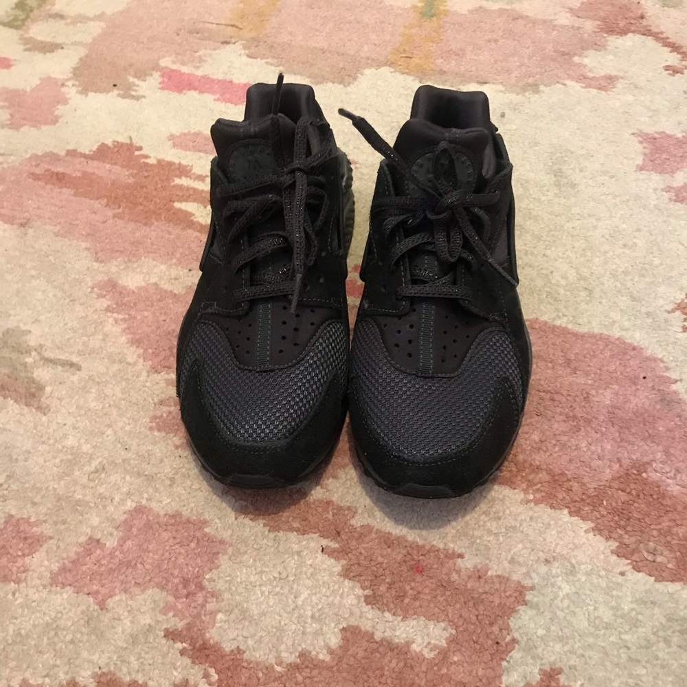 WOMENS AIR HUARACHE RUN